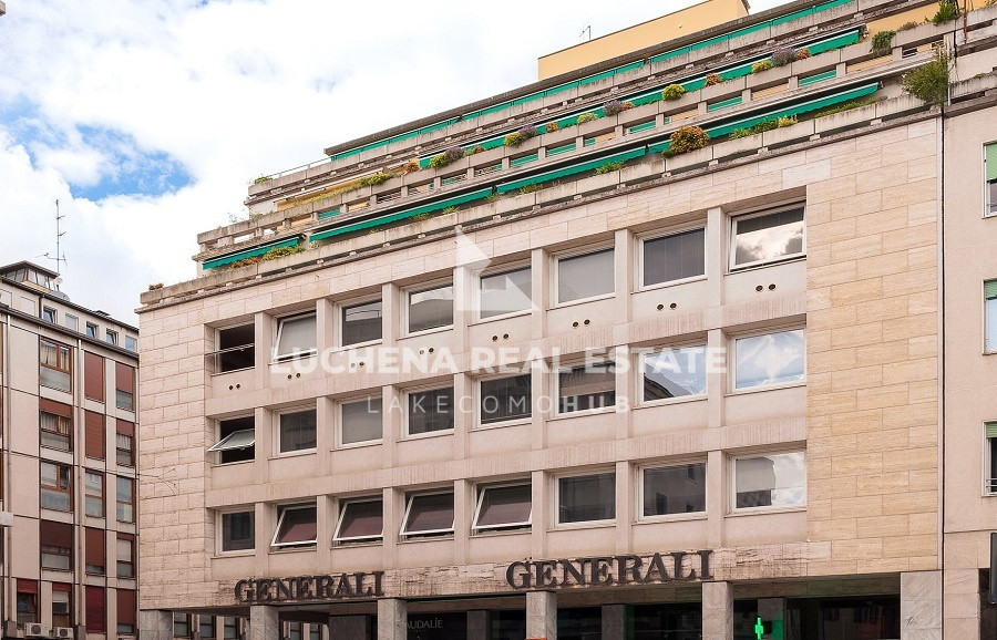 Como - Appartamento con terrazzo e vista lago in centro storico